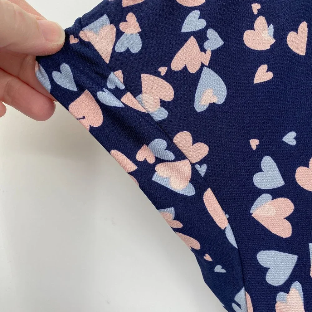 Torrid Heart Print Studio Knit Wrap Dress Size‎ 1X Blue Handkerchief hem pockets